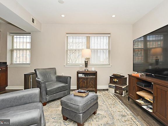 5th image of 2900 Pomeroy Road, Se #104