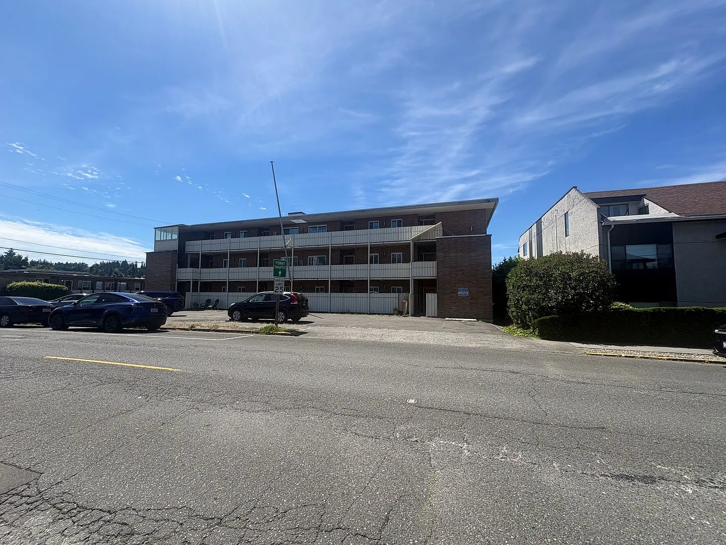230 3rd Ave South — Photo 1