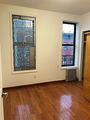 1st image of 295 Broome St APT 17