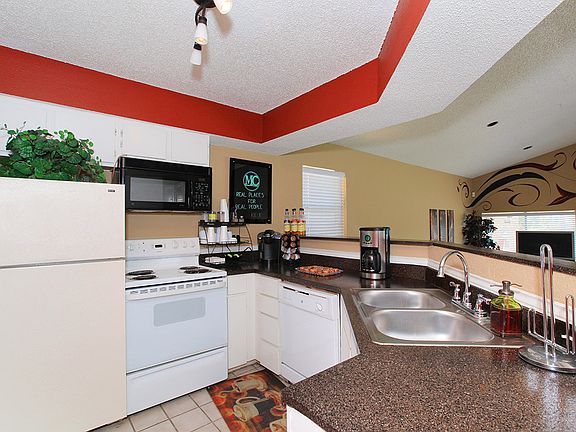 2nd image of 4900 Woodstone Dr APT 201