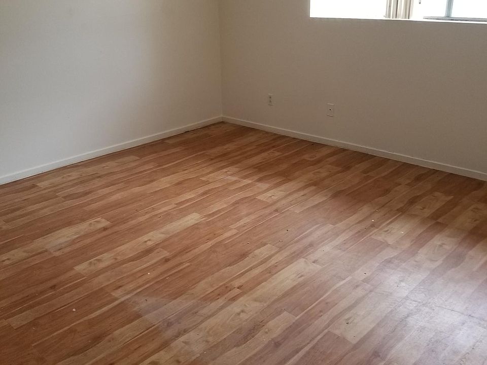 2nd image of 2101 Mariposa St APT C