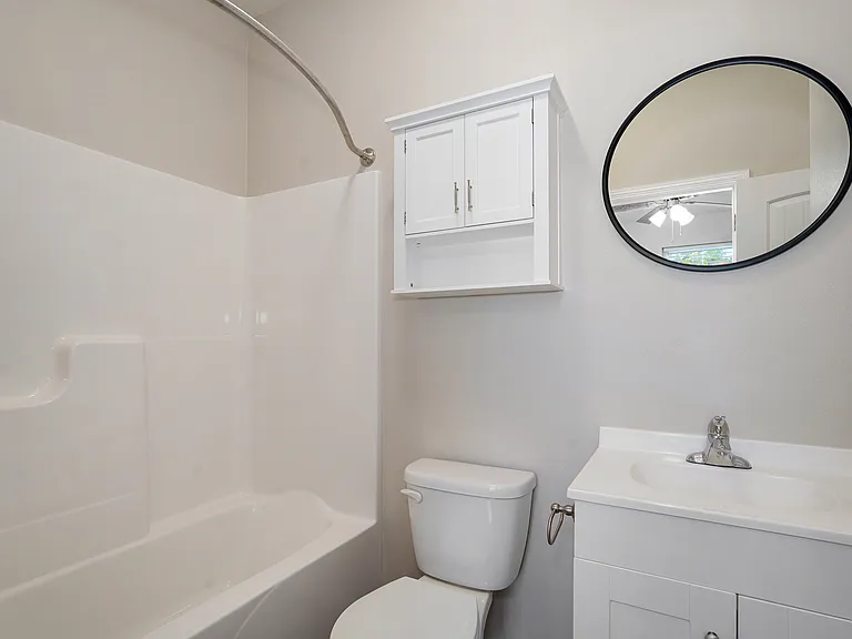 308 S Hampton Ave #B — Photo 23