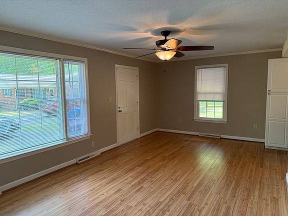 5th image of 6000 River Rd APT 27