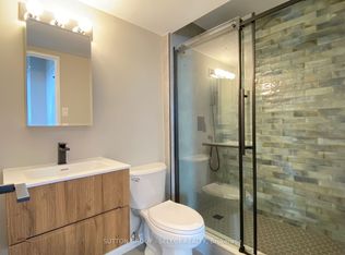 1105 Jalna Blvd #804, London, ON N6E2S9