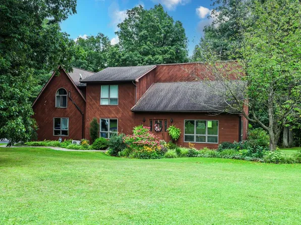 90 Niles Rd, Wellsboro, PA 16901