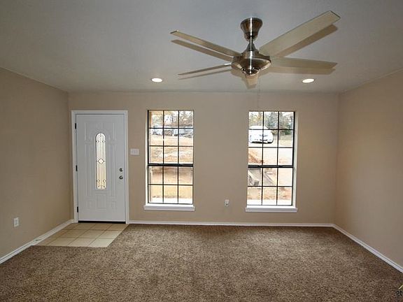 2nd image of 9125 Stonecreek Dr