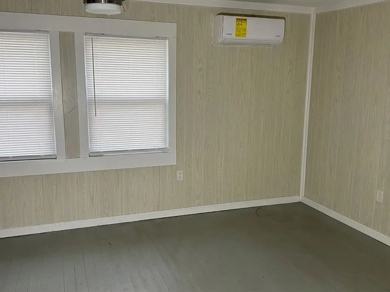 2408 Gordon St — Photo 5