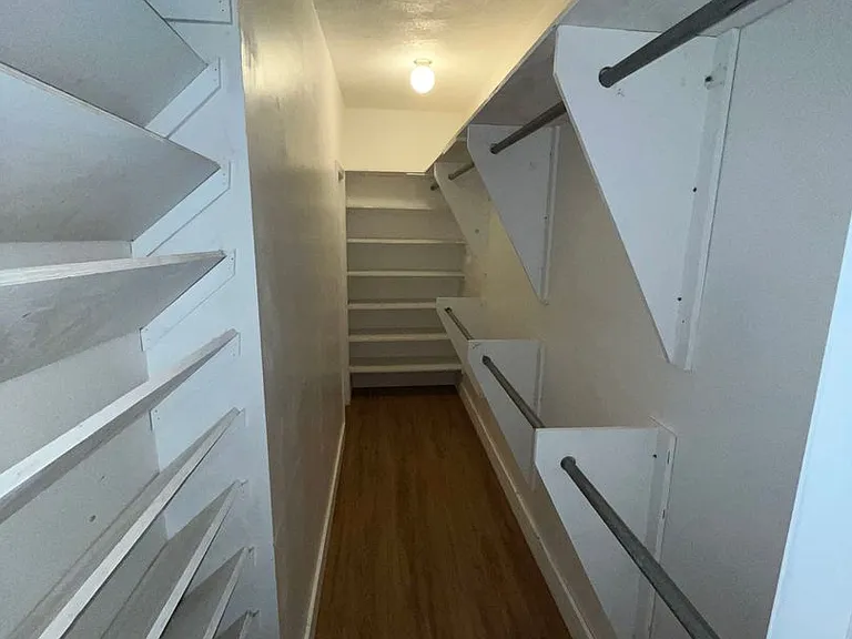516 Hartfield St — Photo 14