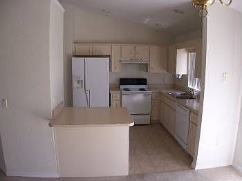4th image of 378 Marion Oaks Trl
