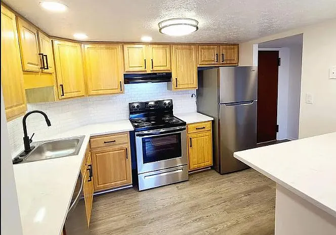 20201 Lorain Rd — Photo 1