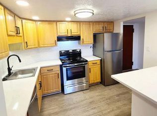 20201 Lorain Rd #511, Cleveland, OH 44126