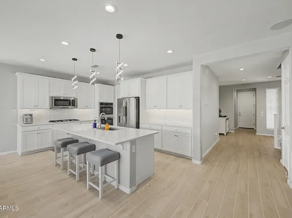 22179 N DANIEL Drive, Maricopa, AZ 85138