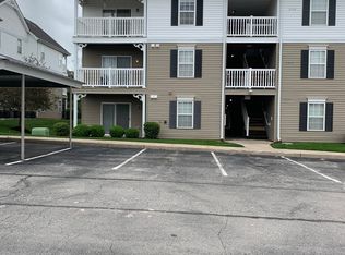 6101 Spring Creek Ln, O'Fallon, MO 63368