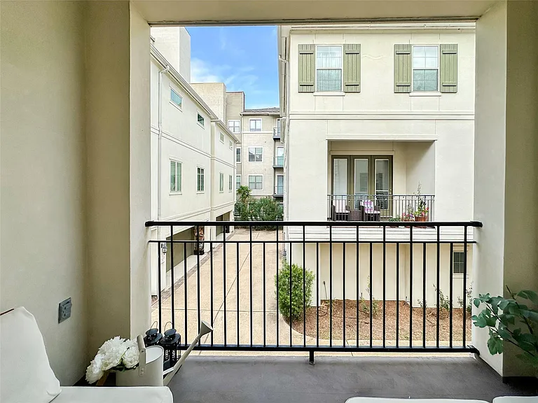 2 Hermann Park Ct — Photo 21