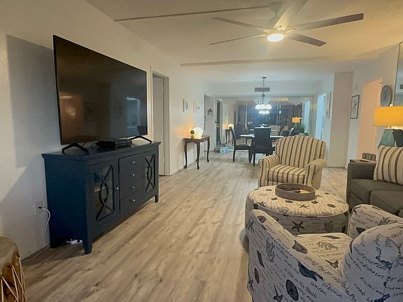 2nd image of 2700 Bayshore Blvd APT 9106