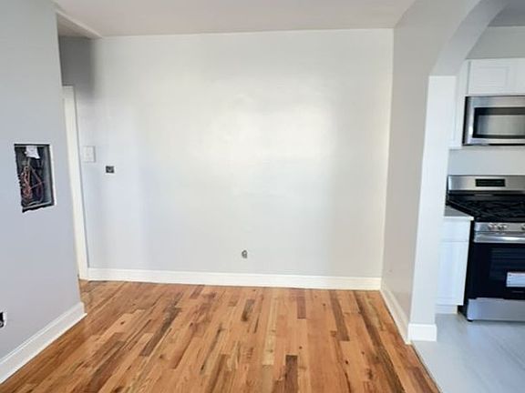 5th image of 525 60th St APT 2
