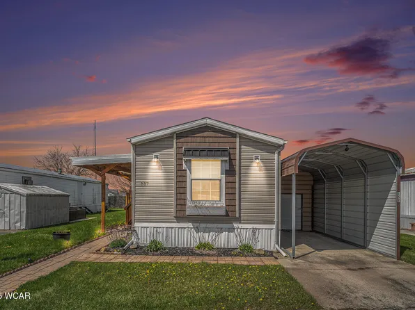 157 S Winterhaven Dr, Wapakoneta, OH 45895