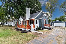 3rd image of 14 Rebecca Dr