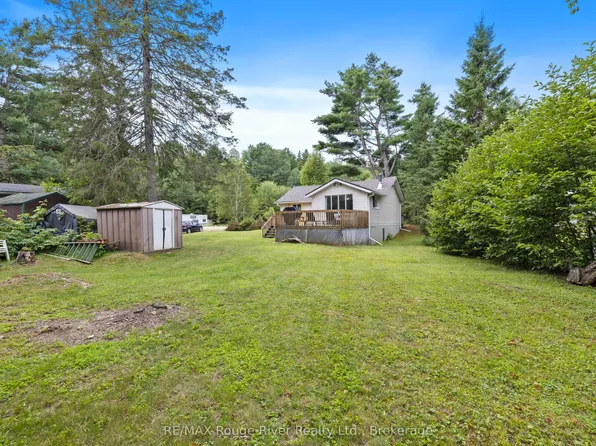 39 Hobo Rd, Hastings Highlands, ON K0L 1C0