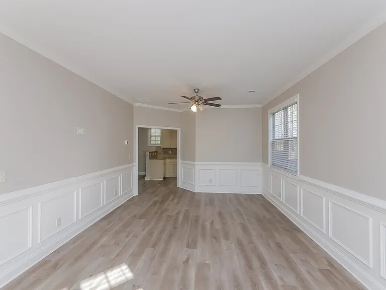 184 Greenview Dr — Photo 10