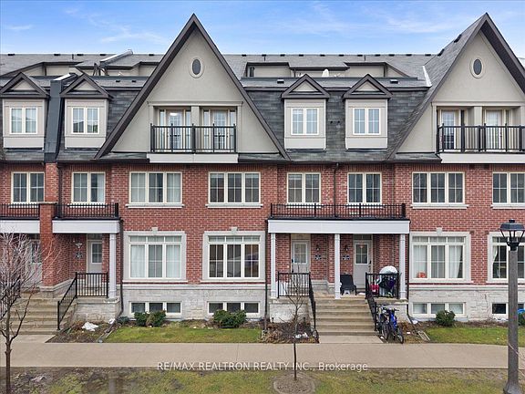 2nd image of 8 Eaton Park Ln #17