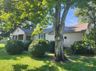 656 Mehaffey Rd, Powell, TN 37849