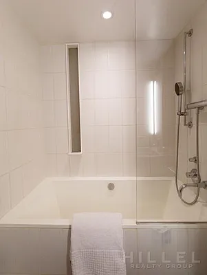 Sold by Hillel Realty Group | media 26