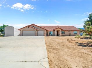 4775 Yucca Terrace Dr, Phelan, CA 92371