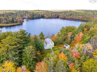 118 Tri Lake Dr, Queens, NS B0T 1E0