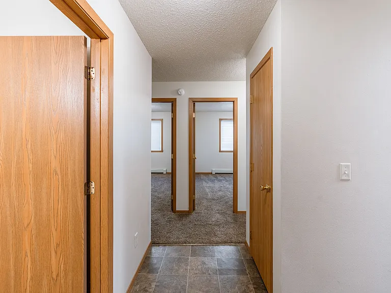 Fargo, ND Thunder Creek Apartments | Hallway