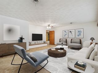 1107 Horseshoe Bnd, Irving, TX 75061