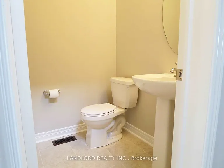 1189 Cactus Cres — Photo 11