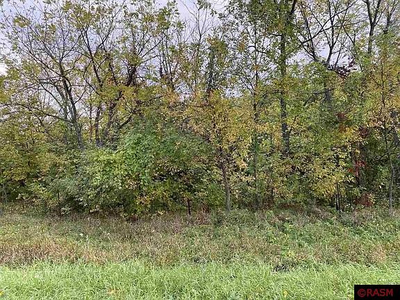 4th image of 500 W Pleasant St