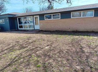 1317 Derby St, Salina, KS 67401