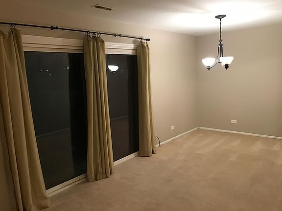 4th image of 1709 Lakecliffe Dr APT D