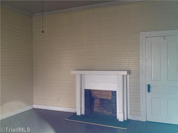 2nd image of 1016 S Josephine Boyd St