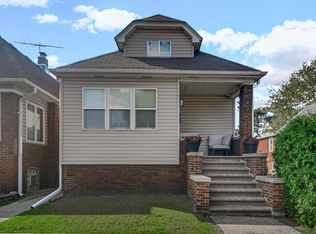 1422 Roberts Ave, Whiting, IN 46394