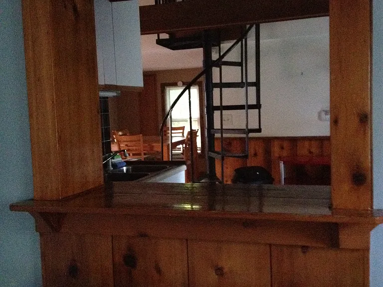 1/2 Lebanon Ave — Photo 2