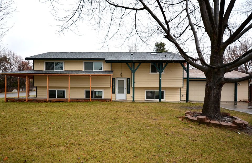 1st image of 601 Cherrywood Loop