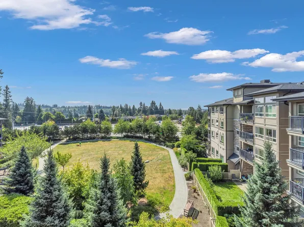 3156 Dayanee Springs Blvd #406, Coquitlam, BC V3E 0B7
