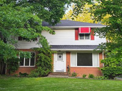 2375 Glendon Rd, University Heights, OH, 44118