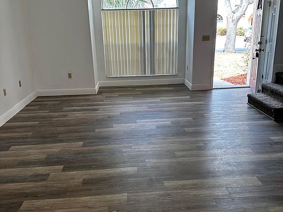 4th image of 1607 Sanibel Dr