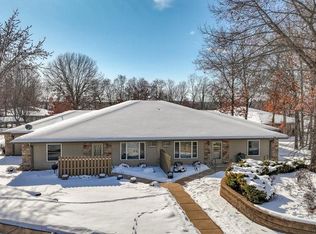 3603 Oak Tree Ln, Eau Claire, WI 54701