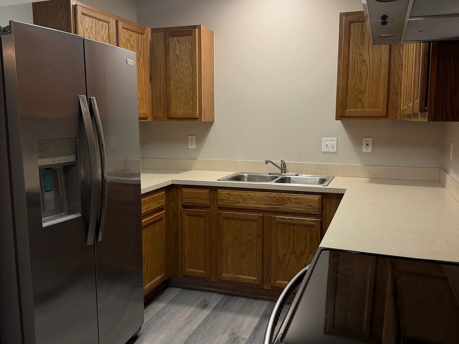 3 bed, 1500 sqft, $1,850 — Photo 2