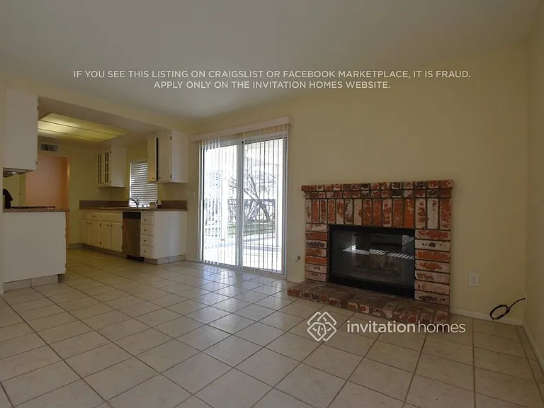 44630 Stonebridge Ln — Photo 2