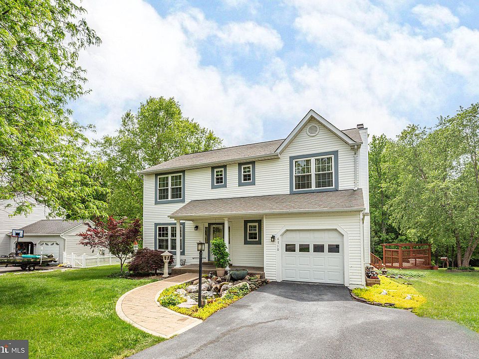 1st image of 6710 Farmstead Ln