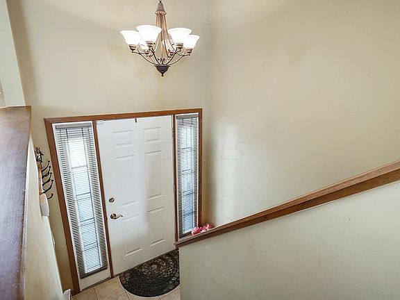 3rd image of 5537 Sullivant Ave