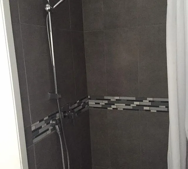 Crest Dr — Photo 11