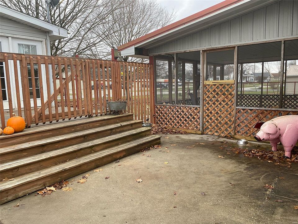 410 S Main St, Palmyra, IL 62674 Zillow