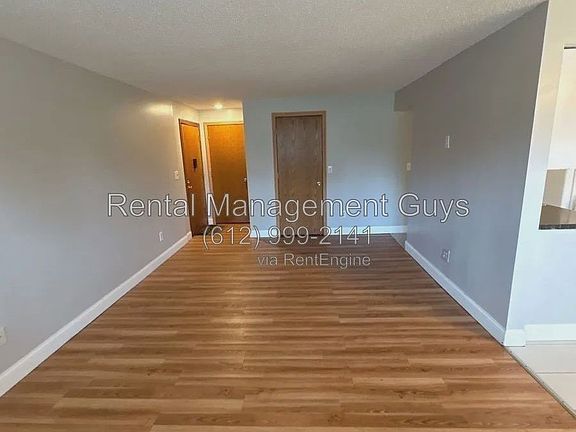 3rd image of 3400 10th Ave S APT 5